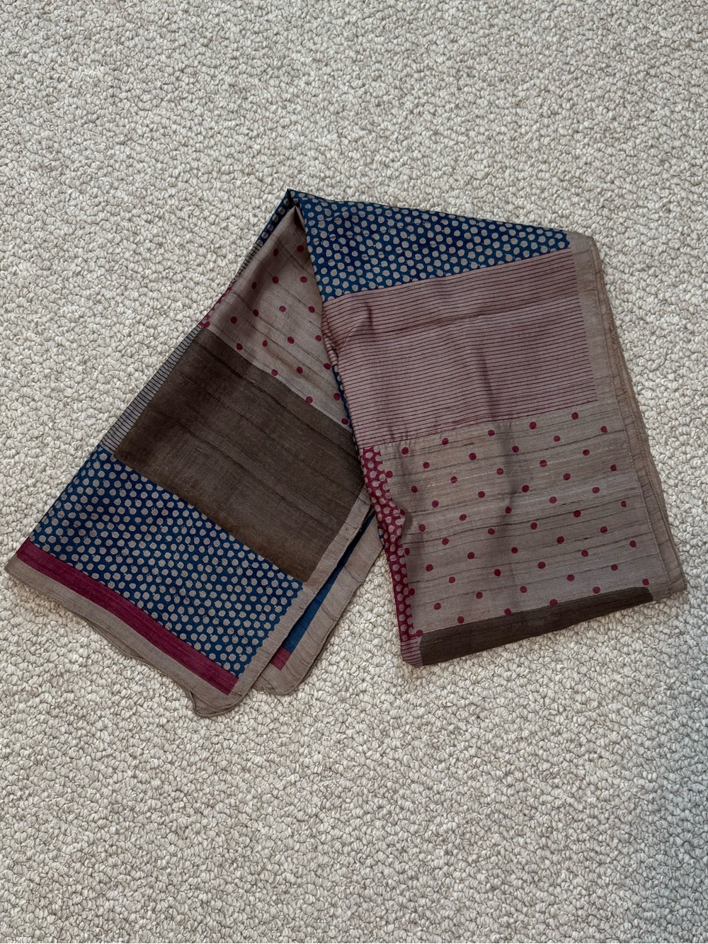 NWT FabIndia Brown Raw Silk Scarf - Picture 3 of 6